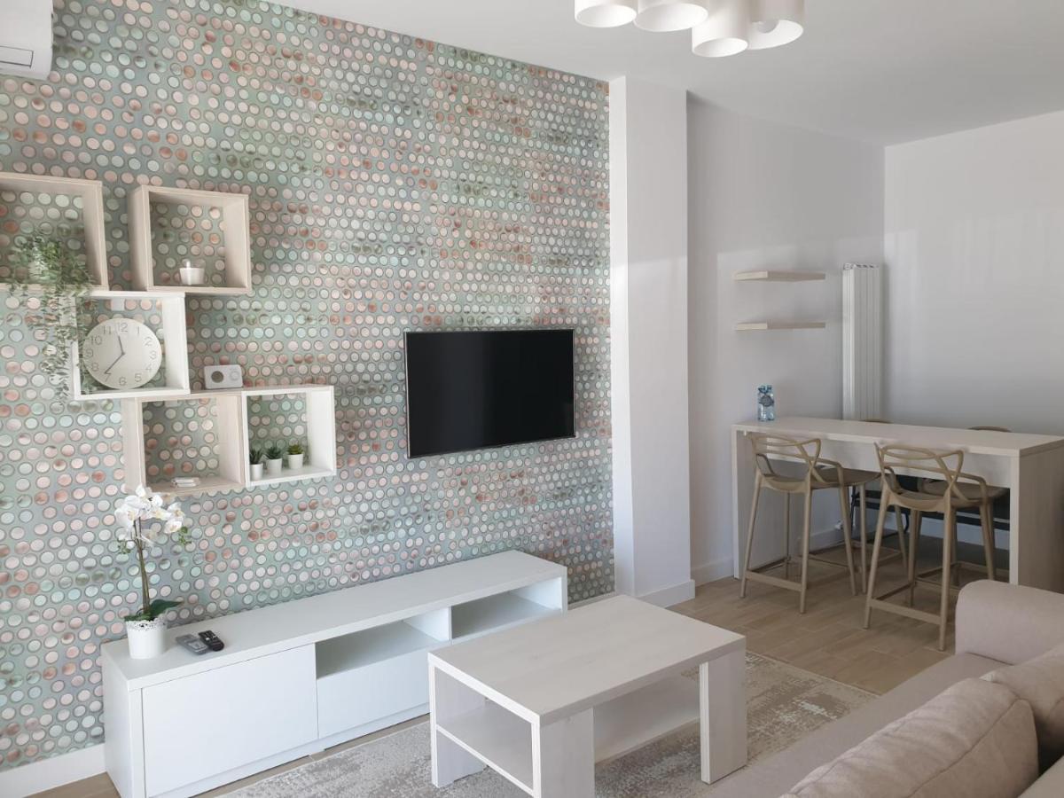Lotus Studios Mamaia Buitenkant foto