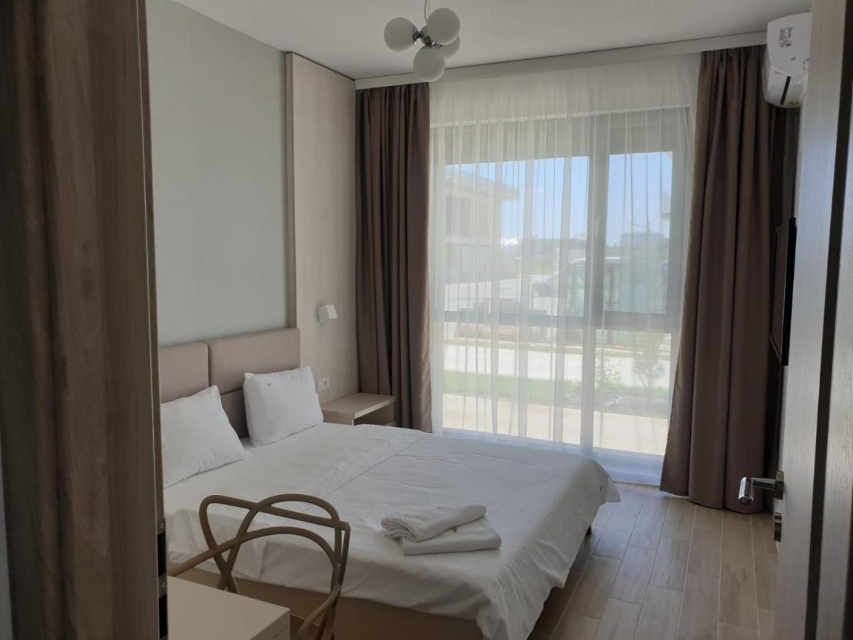 Lotus Studios Mamaia Buitenkant foto